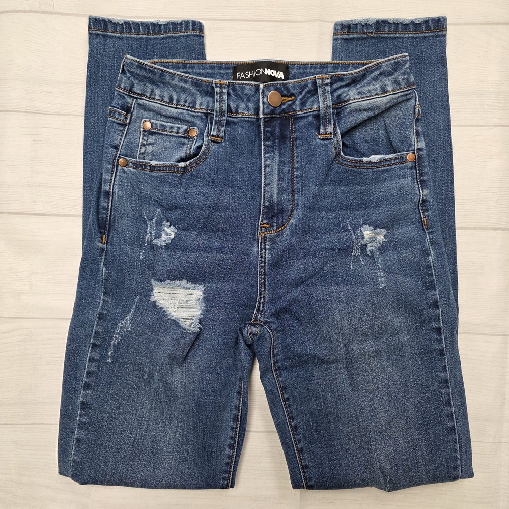 Fashion Nova Women's Blue Distressed Jeans